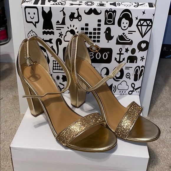 BAMBOO Gold Strappy Rhinestone Chunky Heels - Picture 1 of 9